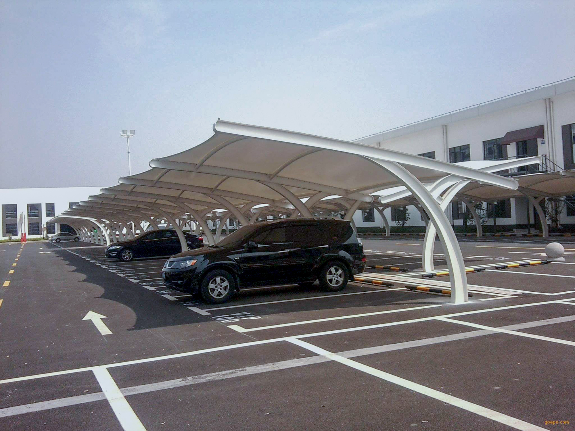 鋼架車棚安全性排查